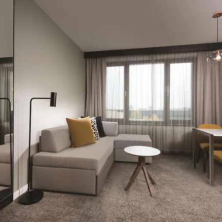 아디나 베스텐트 아파트호텔