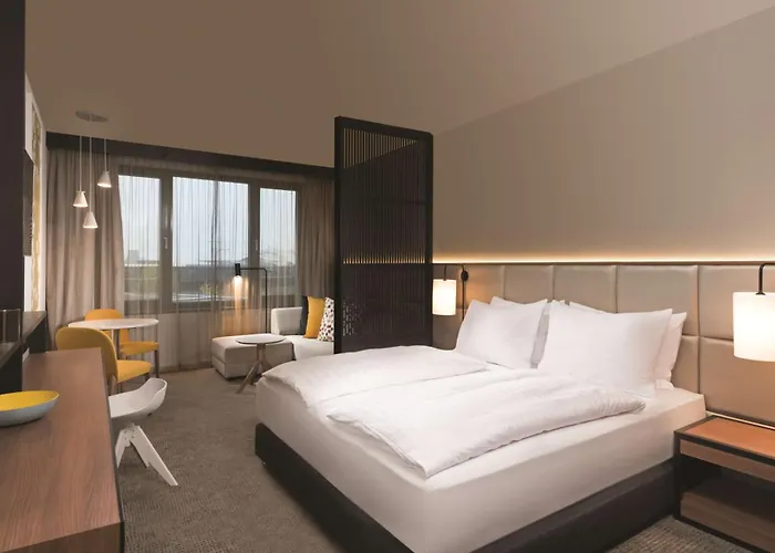 法兰克福西区阿狄娜公寓酒店 4* 美因河畔法兰克福