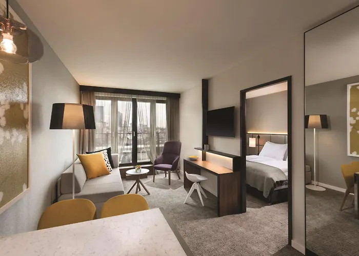 Adina Frankfurt Aparthotel