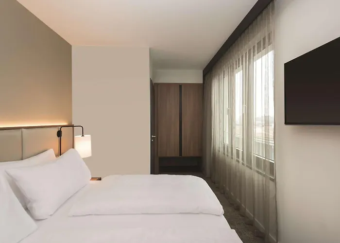 Adina Frankfurt Westend מלון דירות פרנקפורט