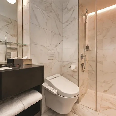 Adina Frankfurt Westend 4*